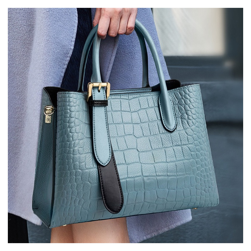 Commuting Bag with 2025 Capacity