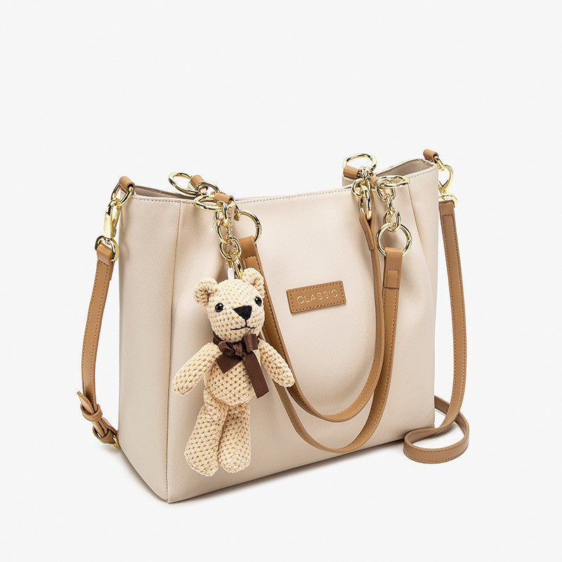 Commuting Bag for Leisurely Women