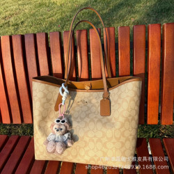 City 33-Tart Bag for Real-Cut Buttons