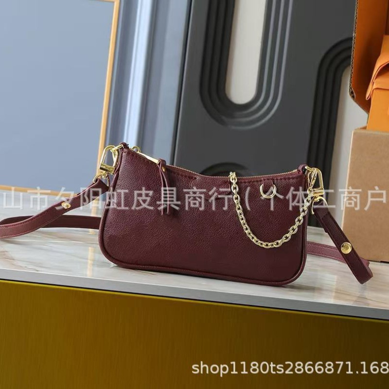 Ms. Advanced Sub-Cyber Chain with Crossbody Bag